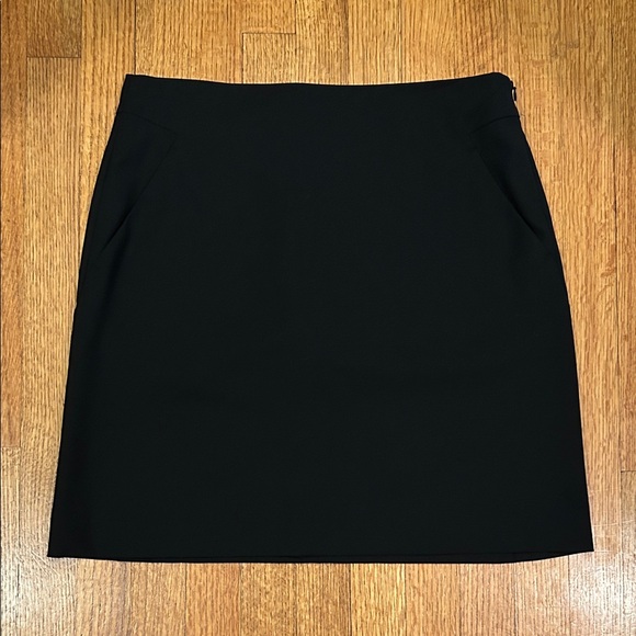 Theory Elegant Black Women's Skirt Size 10 - Picture 1 of 12